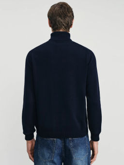 Свитер relax fit с высоким горлом / Zarina