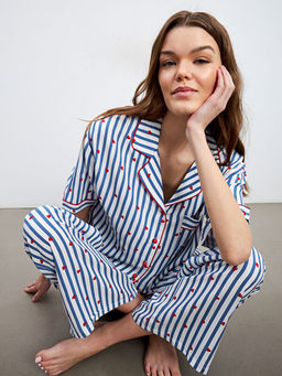 G?mlek Yaka Desenli Kad?n Pijama Tak?m?