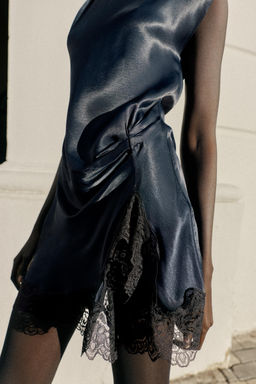 MINI SATIN DRESS WITH LACE DETAIL - Zara фото 14