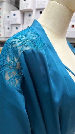 D0142 ИЗУМРУДНЫЙ ХАЛАТ