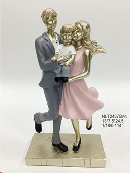 Статуэтка Семья 13х7,5х24,5 см / 24375M5 /уп 24/