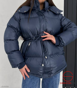 Куртка женская с капюшоном