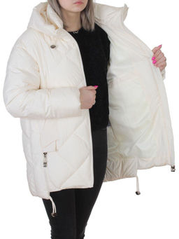 8811 MILK WHITE Куртка зимняя женская (150 гр. холлофайбер)
