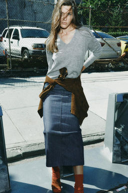 EXTRA SOFT 100% WOOL SWEATER