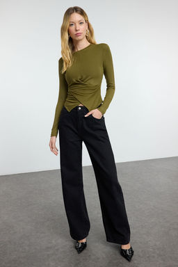 Trendyolmilla Siyah Kruvaze Buzgu/Drape Detayl? Slim/Vucuda Oturan Orme Bluz TWOAW25BZ00216 фото 10