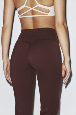 Leggings de deporte acampanados con SculptMove - H&m фото 7