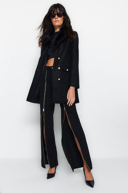 Trendyolmilla Siyah Premium Kurk Yaka Detayl? Gold Dugmeli Kase Kaban TWOAW24KB00100