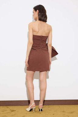 Limited Edition Kahverengi Drape Detayl? Poplin Dokuma K?sa / Mini Elbise TPRSS26EL00105 - Trendyolmilla фото 4