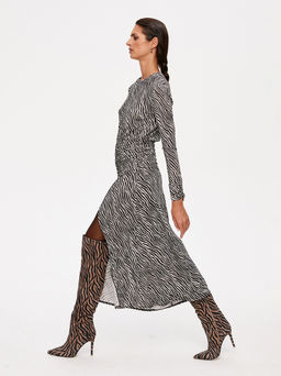 Платье с принтом зебра 422.050097/Черный