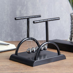 Маятник настольный антистресс «Качель», чёрный, 11.4×13.5×13.5 см