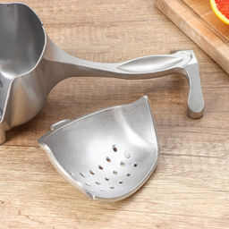 Соковыжималка ручная «Свежесть», 450 мл, алюминий