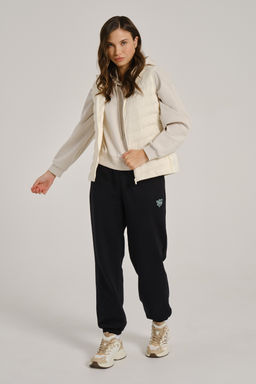 Жилет пуховый Белый TRN ESSENTIAL Down Vest