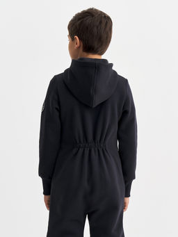 Черный комбинезон с наколенниками для мальчика