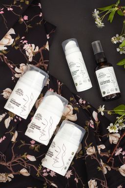 Отбеливающий крем для лица ночной против веснушек, пигментных пятен и постакне SIBERINA