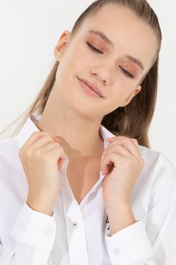 Рубашка женская белая Uzunkol Basic