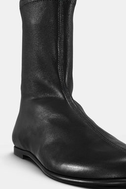 SOFT LEATHER ANKLE BOOTS - Zara фото 7