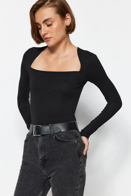Trendyolmilla Siyah Pamuklu Esnek Kare Yaka Fitted/Vucuda Oturan Esnek Bluz TWOAW24BZ00165  фото 3