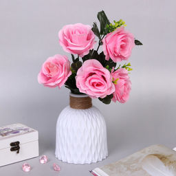 Цена за 2 шт. Ваза из пластика "Розали" 12*15см цвет белый