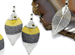 Подвеска в виде листа 14*39мм цв.черно-желтый