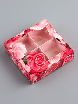 Цена за 5 шт. Коробка под 4 конфеты «Презент», 10.5 × 10.5 × 3.5 см