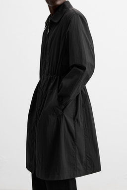 LIGHTWEIGHT PARKA - LIMITED EDITION - Zara фото 5