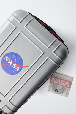 NASA SUITCASE - Zara фото 4