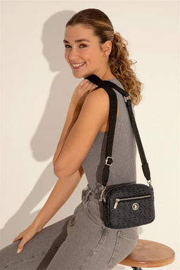 Женская черная сумка