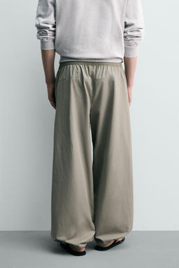 PANTAL?N PARACHUTE RELAXED FIT / Khaki claro - Zara фото 3