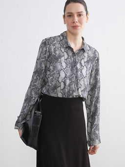 Desenli Kad?n G?mlek