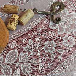 Скатерть EMBOSSED 54" (135), арт FC-101B, КРУГ 54-101