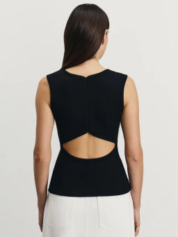 Топ с декоративным вырезом на спине / Zarina  фото 6