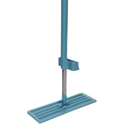 Швабра с отжимом "Мастер" в комплекте две насадки