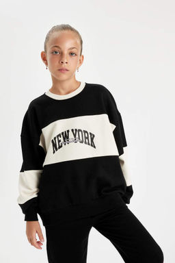 Толстовка оверсайз с круглым вырезом для девочек с принтом