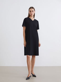 V Yaka A Kesim Elbise