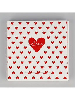 Цена за 5 шт. Коробка для шоколада квадратная «Сердца», 10.2 х 10.2 х 1.4 см