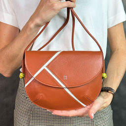 Итальянская женская наплечная сумка DuDu серии Skye | коричный - Dudubags фото 7