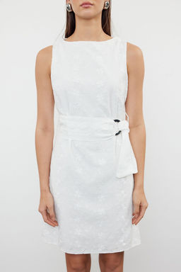 Beyaz Kusakl? A Kesim Brode Mini Dokuma Elbise TWOSS24EL01045 - Trendyolmilla фото 8