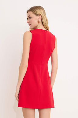 Wardrope Essentials K?rm?z? Duz Kolsuz V Yaka Mini Esnek Dokuma Elbise TWOSS26EL00298