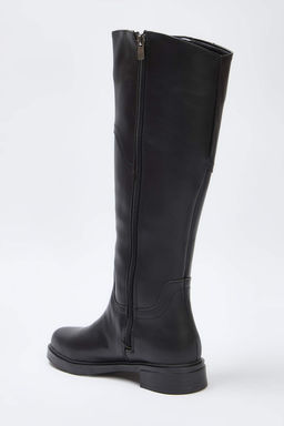 Siyah Tokal? Fermuarl? Yuvarlak Burun Kad?n Duz Topuklu Binici Cizme
TAKAW26CZ00009 - Trendyolmilla фото 4