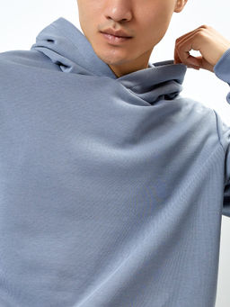 Худи мужское в сером цвете сизый 121751-2