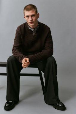 Regular Fit Textured-knit jumper