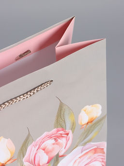 Пакет подарочный ламинированный «Нежность в цветах», 26×12×32 см