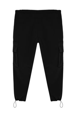 Trendyolmilla Man Siyah Jogger Teknik Parasut Kumas Buyuk Beden Pantolon TMNAW24AR00001
