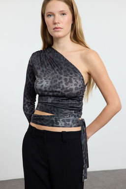 Antrasit Leopar Bask?l? Slim Baglama Detayl? Tek Kol Crop Esnek Orme Bluz TWOAW23BZ00094