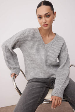 Gri Yumusak Dokulu Genis Kal?p Basic Triko Kazak TWOAW26KZ00092 - Trendyolmilla фото 2