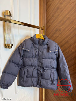 Куртка весенняя женская