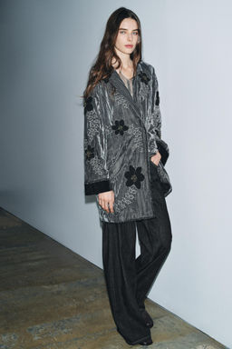 ZW COLLECTION LIMITED EDITION EMBROIDERED VELVET KIMONO