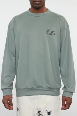 TRENDYOL MAN Mint Bisiklet Yaka Oversize/Genis Kesim Fit Minimal Yaz? Bask?l? Sweatshirt TMNAW23SW00237 - Trendyolmilla фото 4