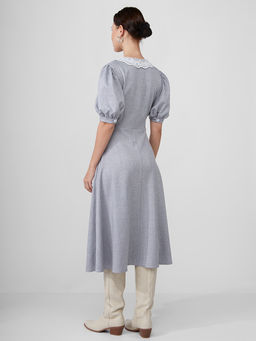 Платье с кружевным воротником OD-888-2 св.серый