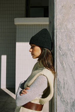 GORRO BEANIE CANAL? VUELTA / Negro